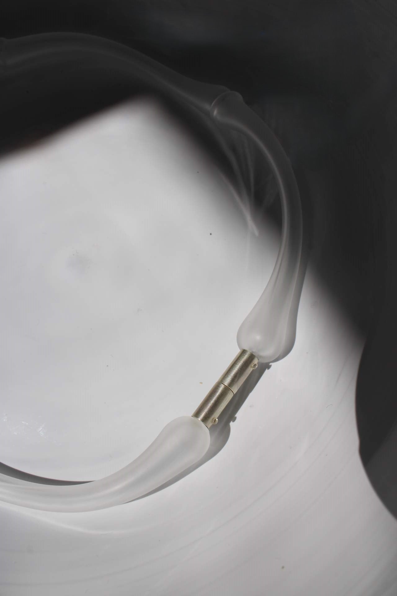 Agapurni NO.1 in Clear Opaque |Necklace|