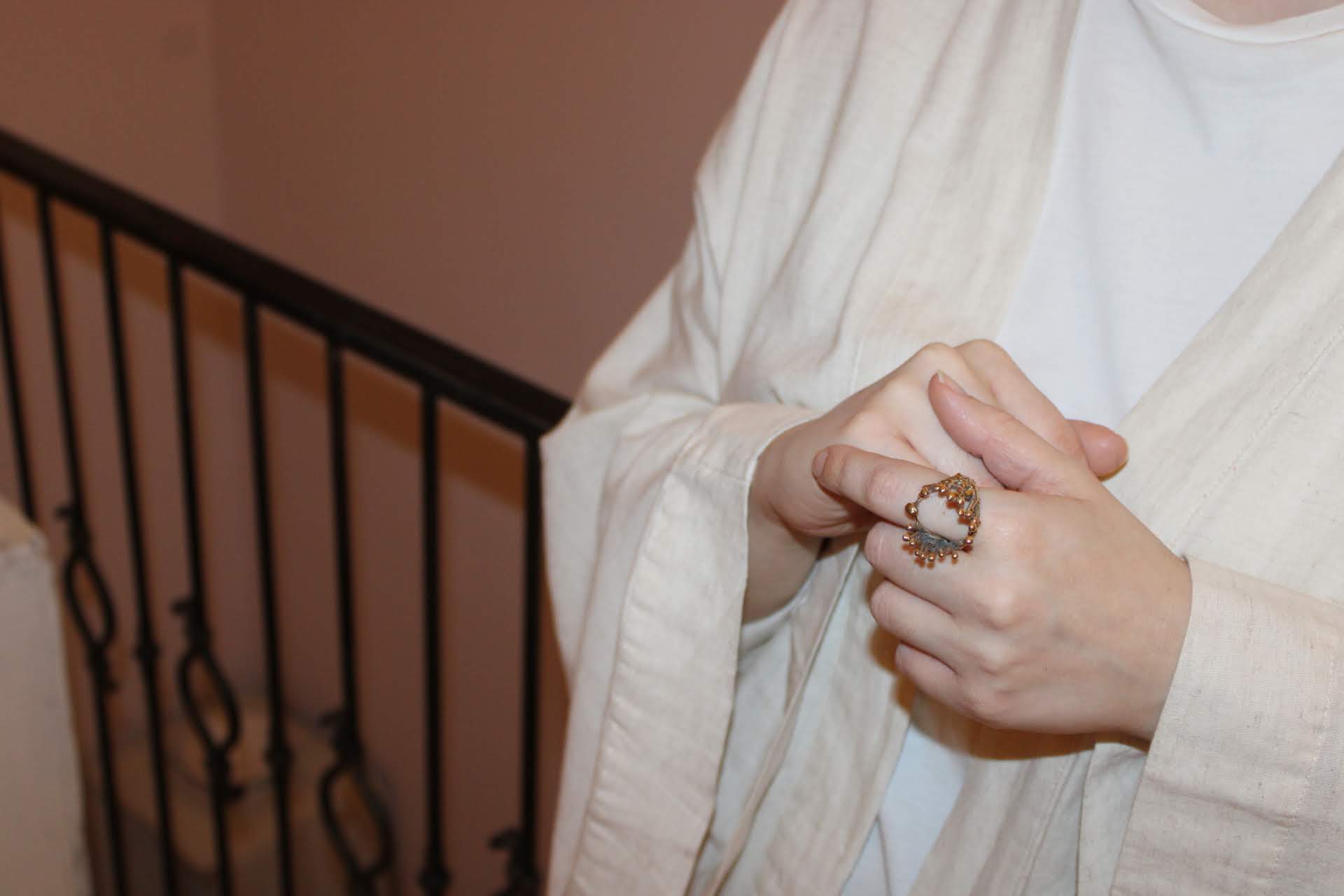 Intueri |ring|