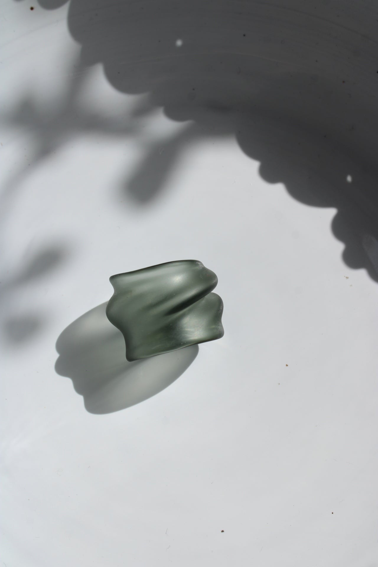 Agapurni NO. 1 in Smoky Opaque |Ring|