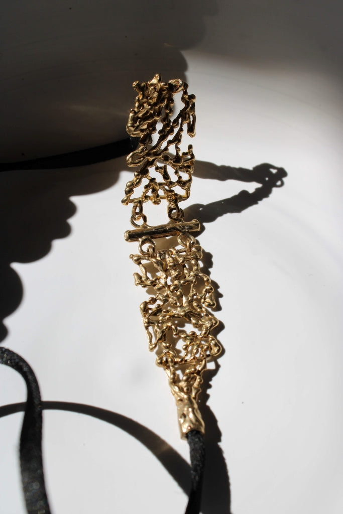 The Shadow of Peaches Tree |Necklace|