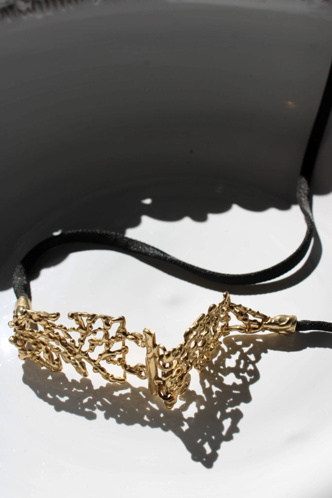 The Shadow of Peaches Tree |Necklace|