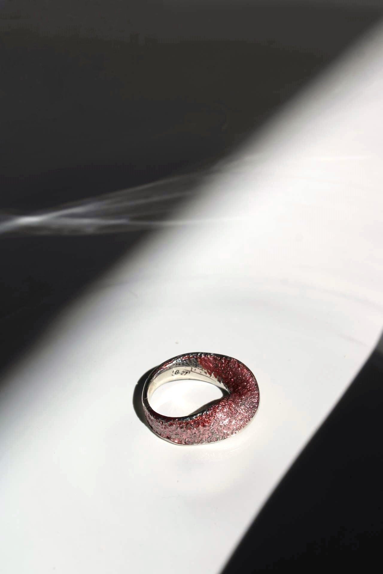 Moebius in Pink and Red |Ring|