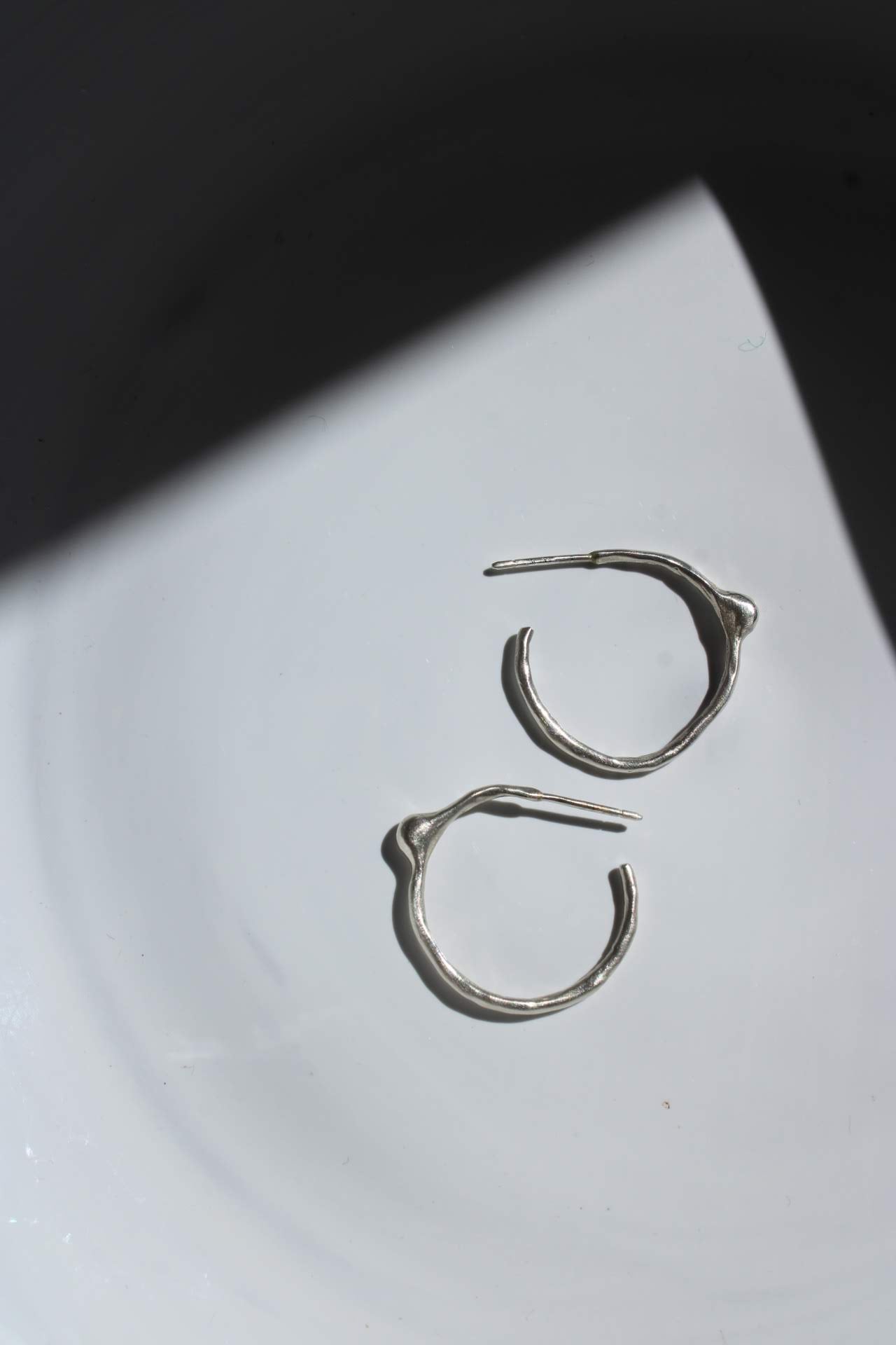 Impulso Hoops in Silver |Earrings|
