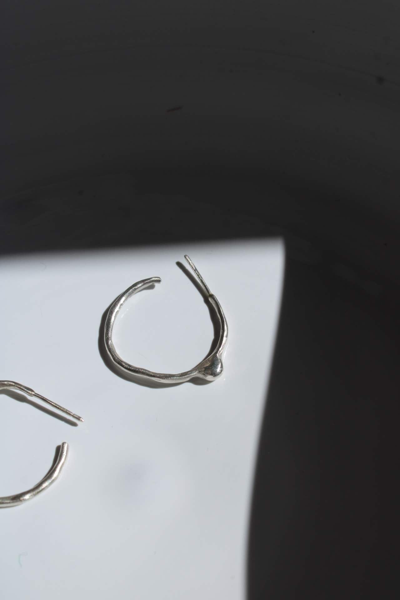 Impulso Hoops in Silver |Earrings|