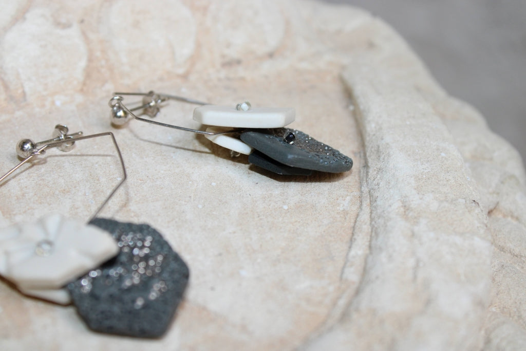 Poly Semina in Platinum |Earrings|