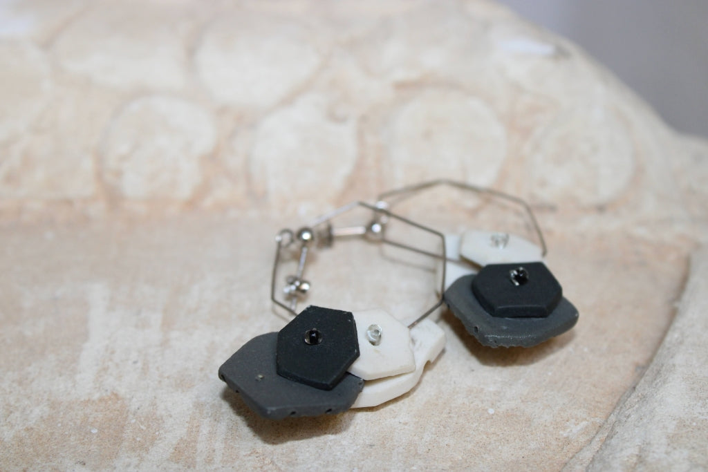 Poly Semina in Platinum |Earrings|