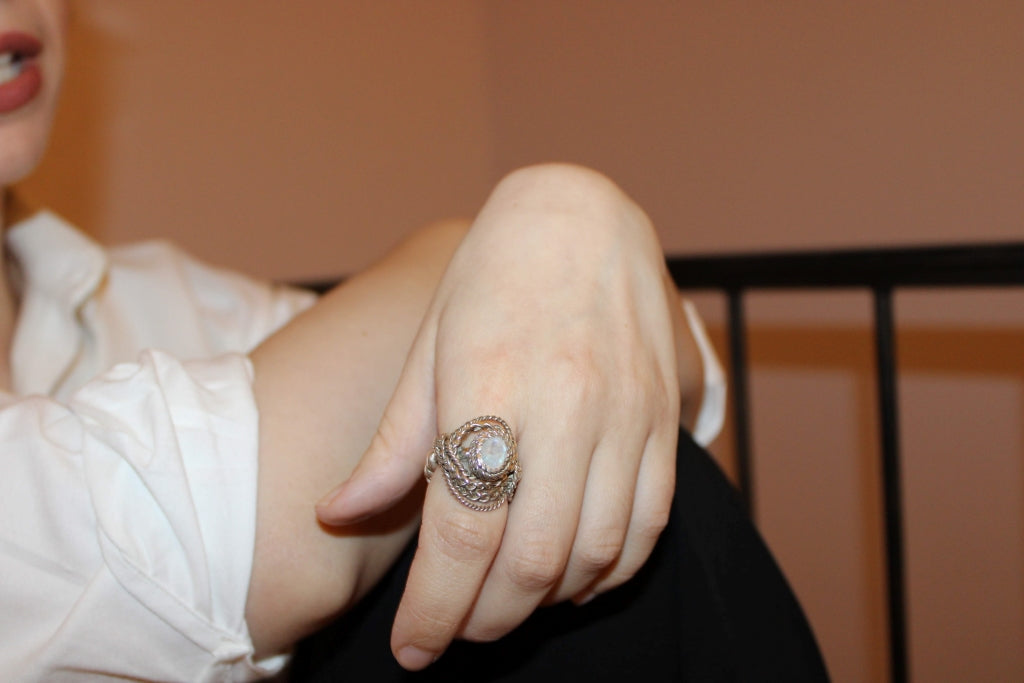 Moon in Cancer |Ring|