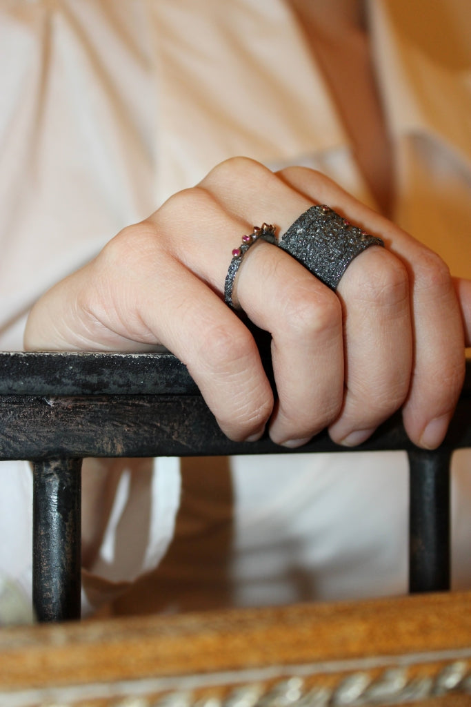 Antigone |Ring|