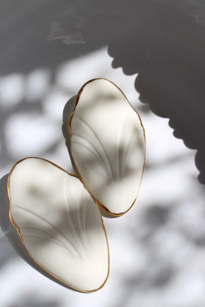 Mademoiselle Pogany L in White |Earrings|