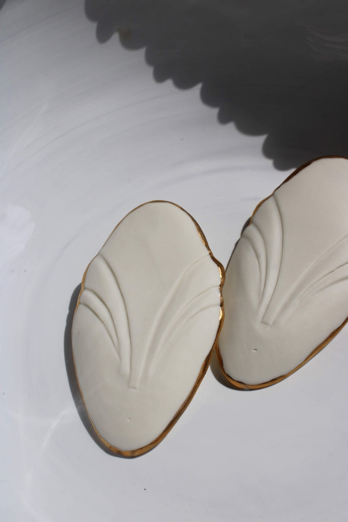 Mademoiselle Pogany L in White |Earrings|