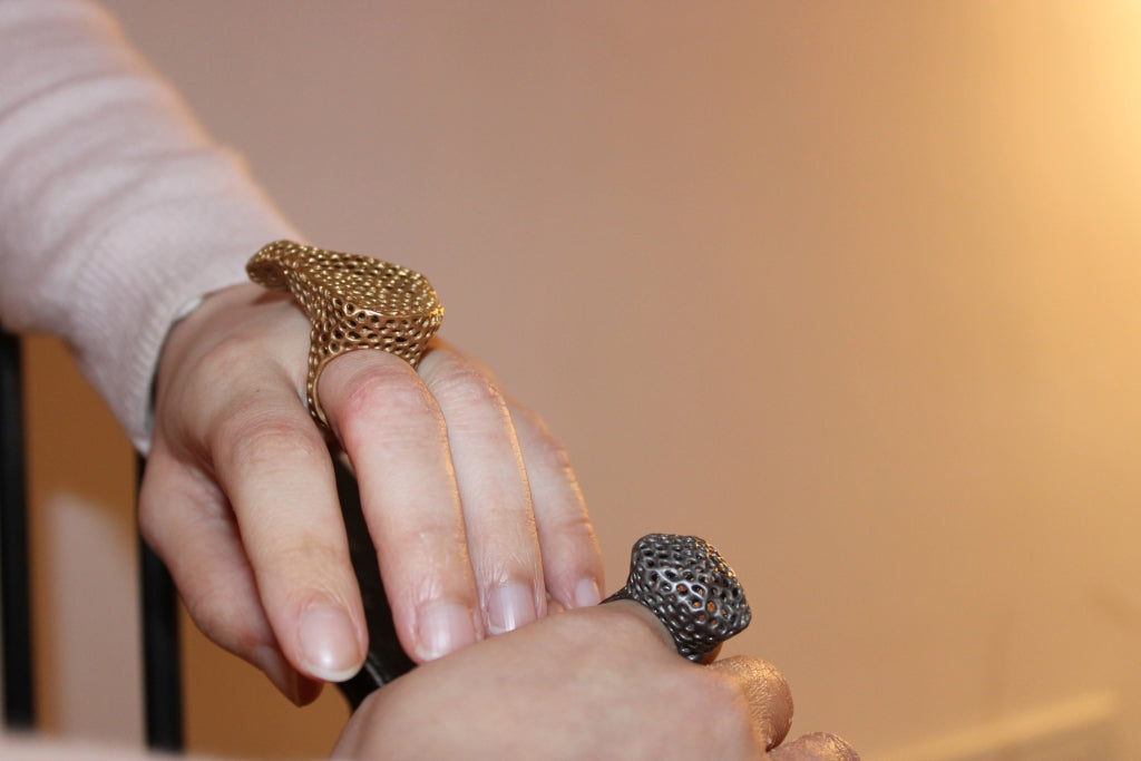 Aria Rotondo in Black |Ring|