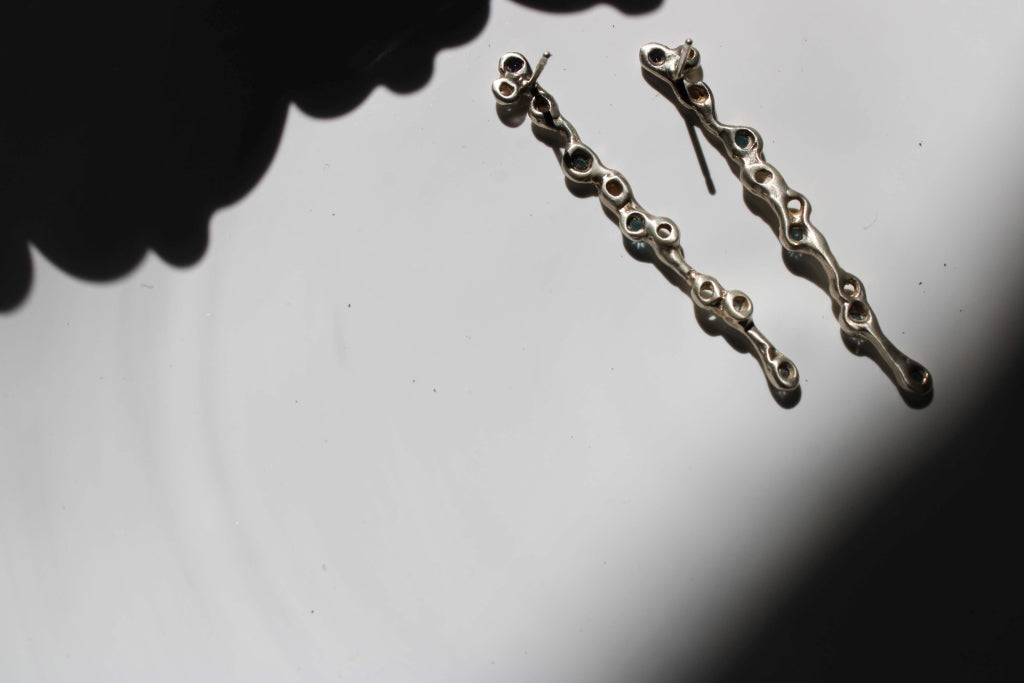 Aequorea Silhouette in Silver and Topaz |Earrings|