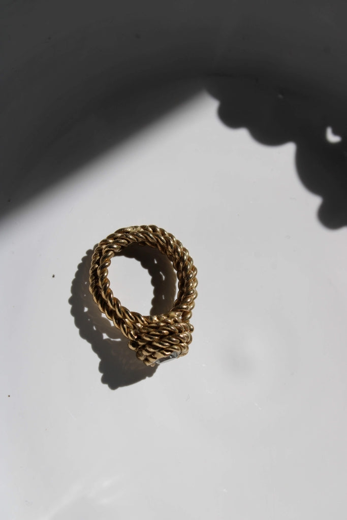 Broaden the horizon |Ring|