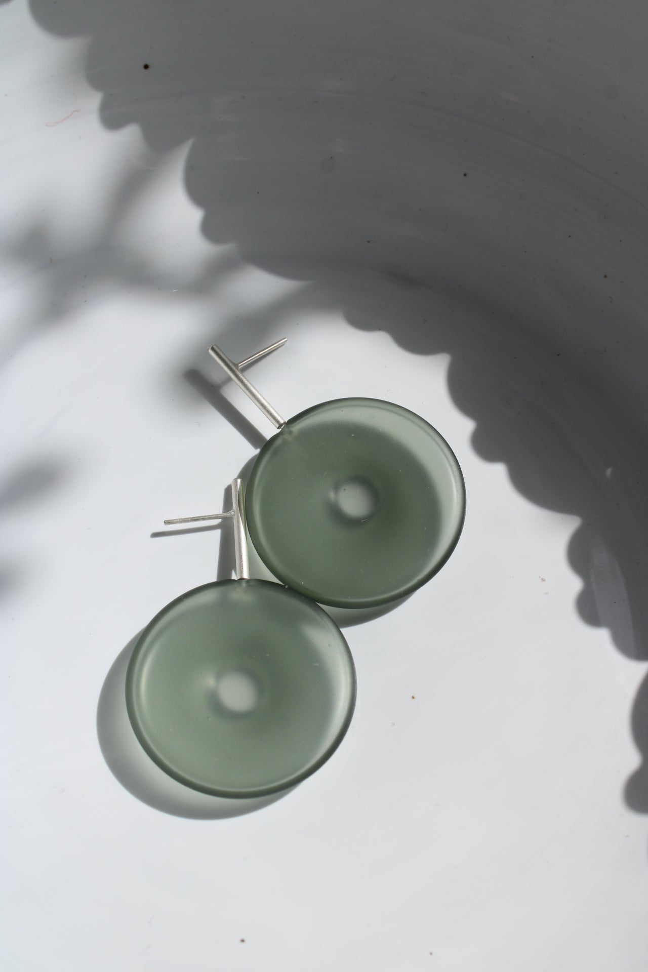 Agapurni NO. 8 in Smoky Opaque |Earrings|