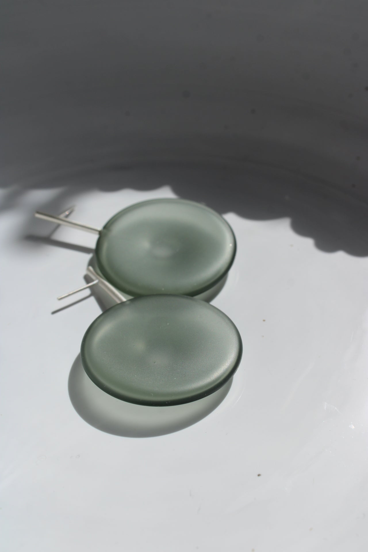 Agapurni NO. 8 in Smoky Opaque |Earrings|