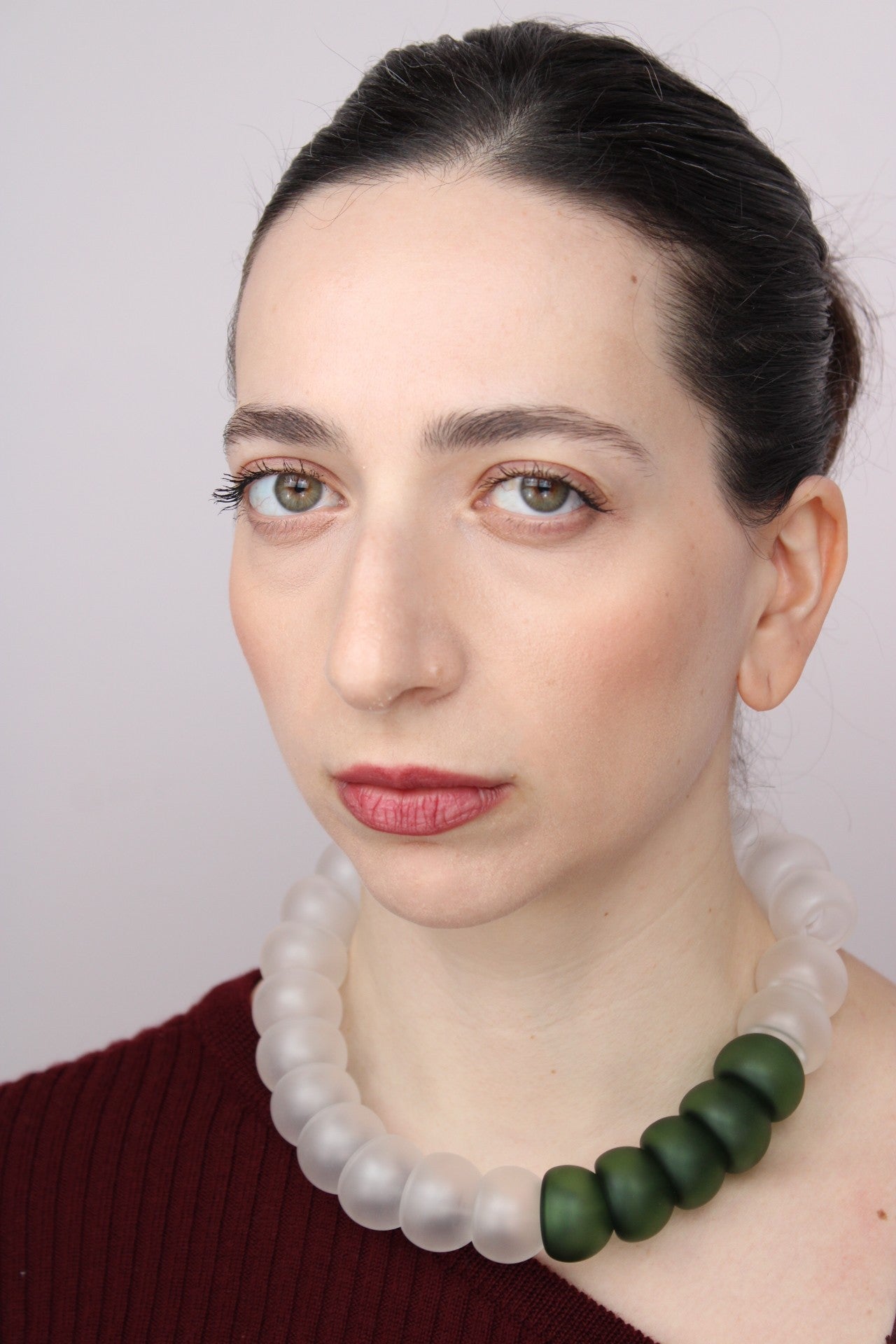 Agapurni NO.3 in Clear and Verderello |Necklace|