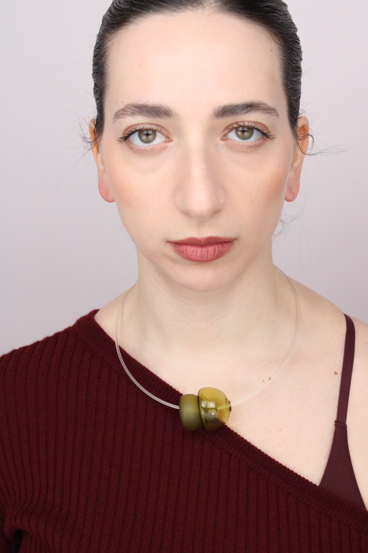 Agapurni NO.6 in Oliva Verde |Necklace|