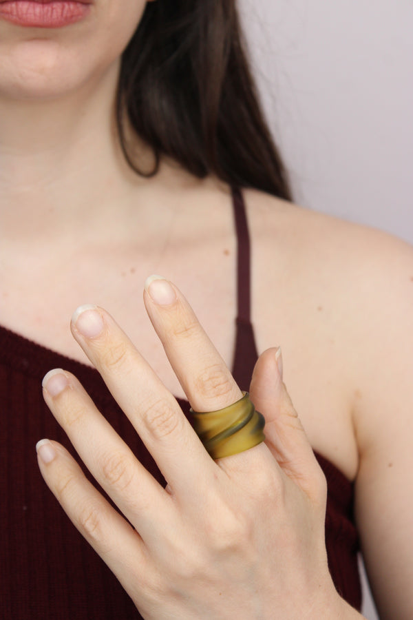 Agapurni NO.1 in Verde Oliva Opaque |Ring|