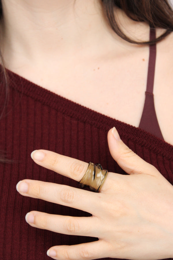 Agapurni NO.1 in Café Bright |Ring|