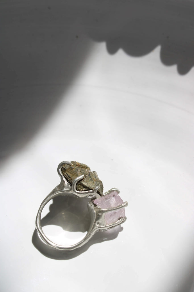 Tongue in Cheek |Ring| - UNIQUE PIECE