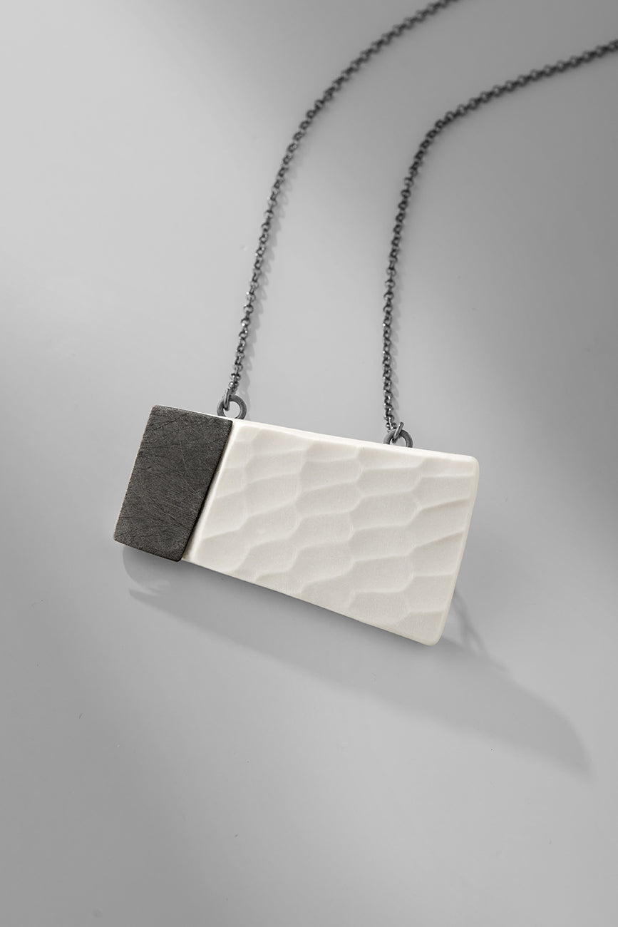 Labor Limae Niger |Necklace|