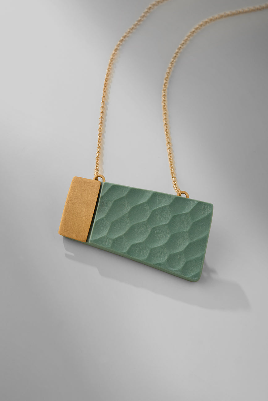 Labor Limae Aureus |Necklace|