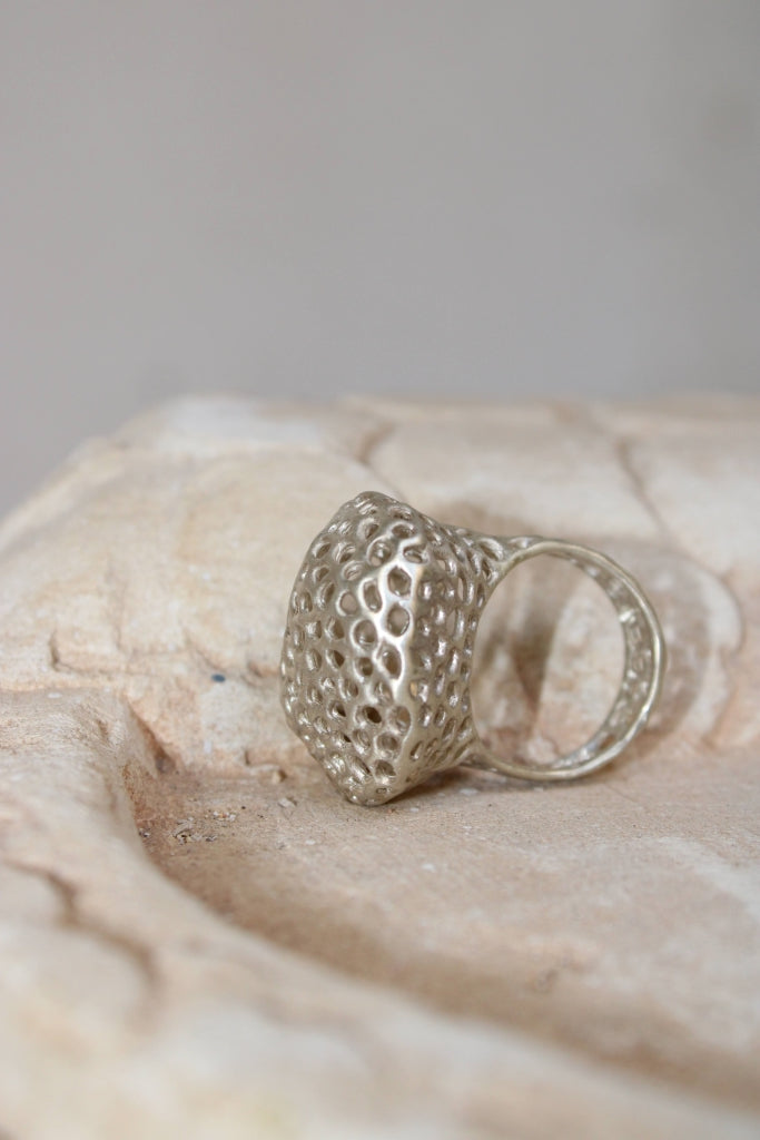 Aria Round Medium Ring in Silver