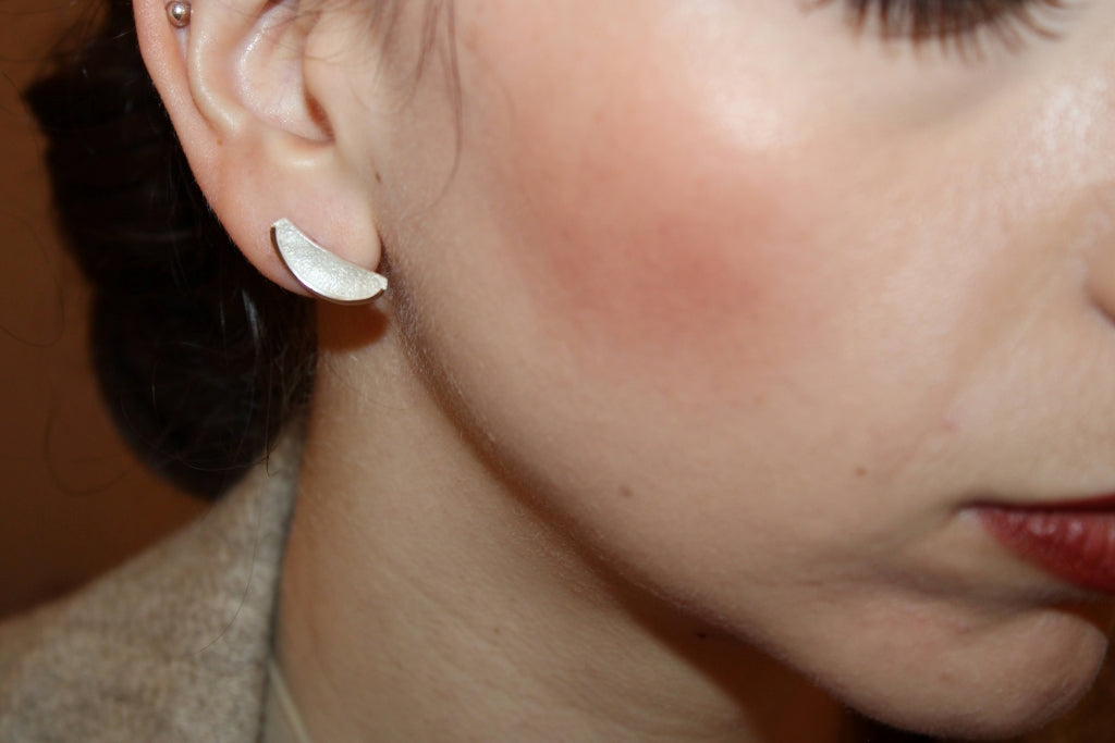 Small Okaidi In White |Earrings|