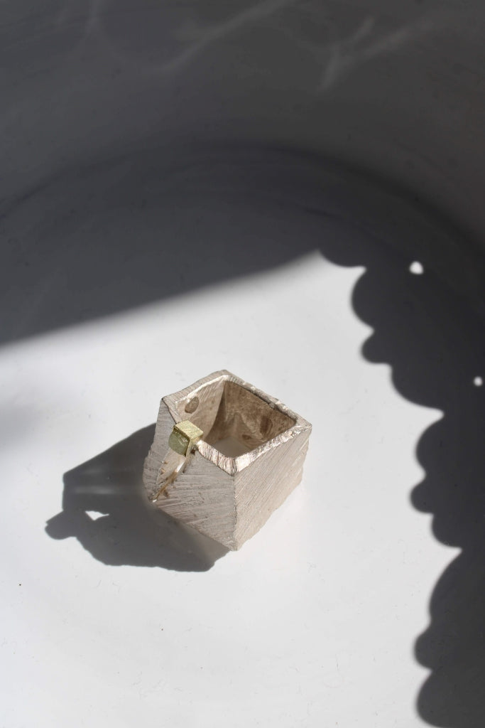 Ménon - Unique Piece