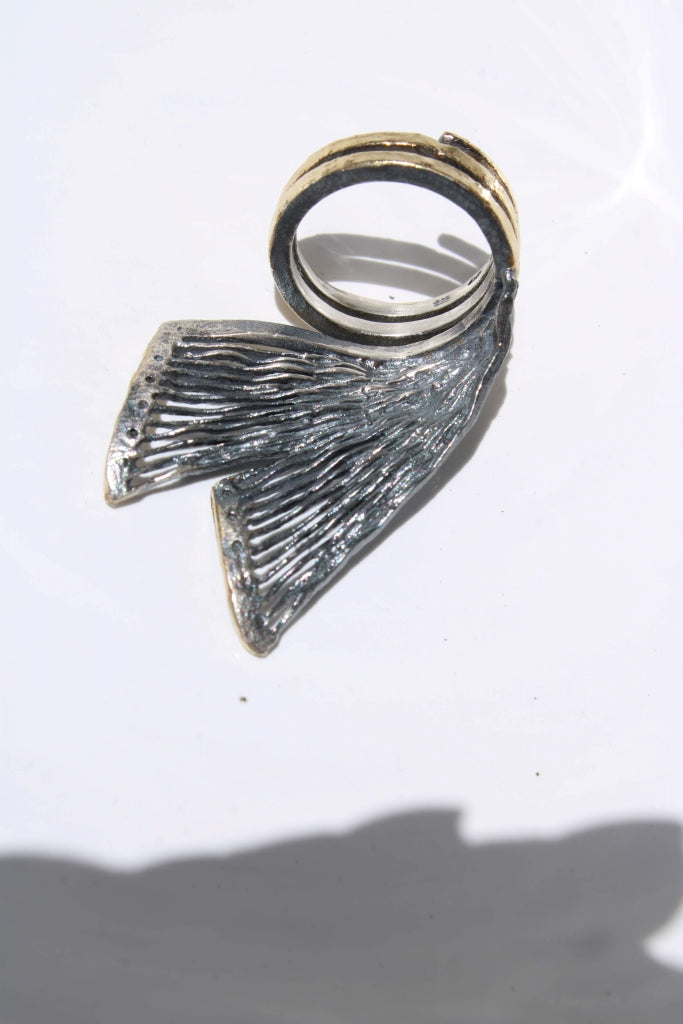 Double Wing Ring