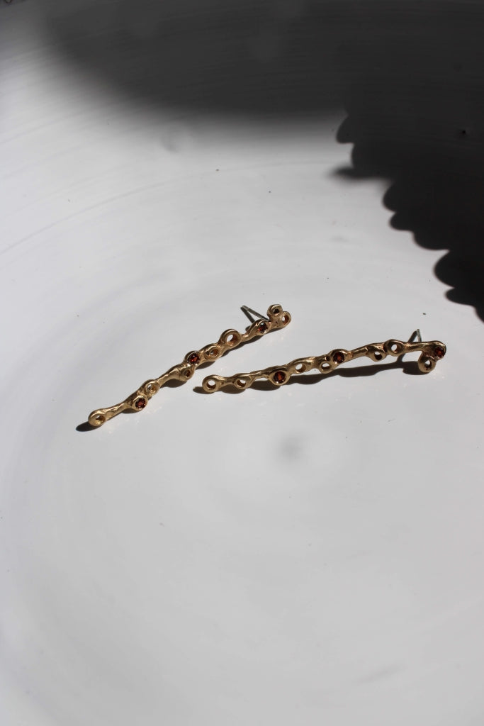 Aequorea Silhouette in Bronze + Garnets |Earrings|