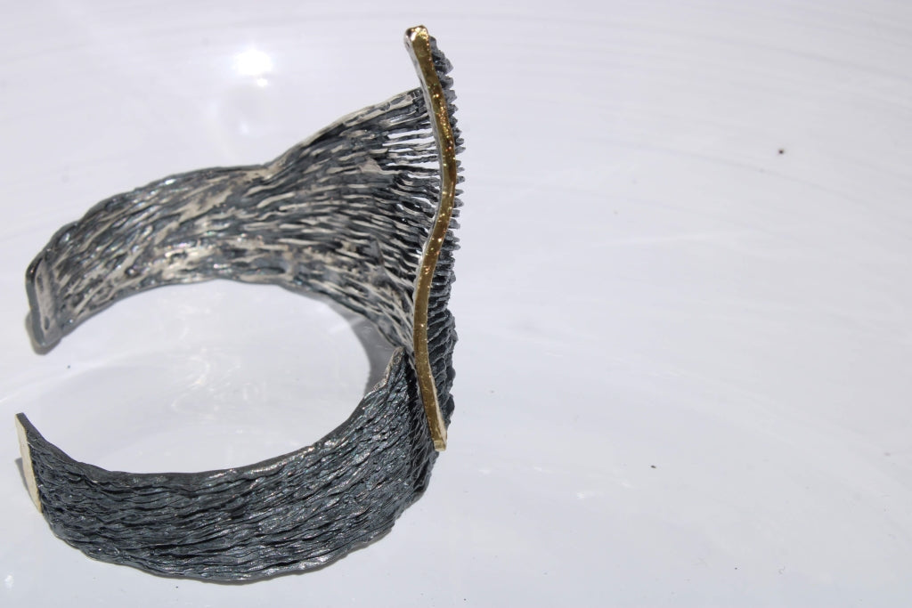 Wing Bangle II Variation