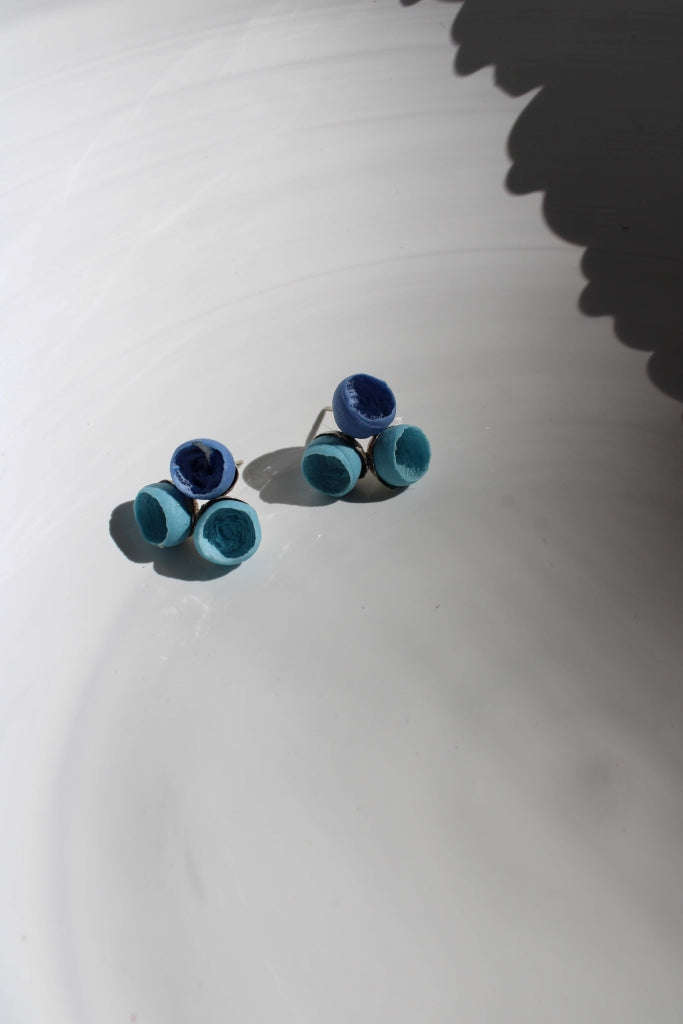 Flora Grappolo Earrings in Blue